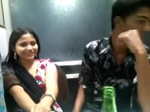 Bangladeshi College Student's Giving A Kiss Videos - 6