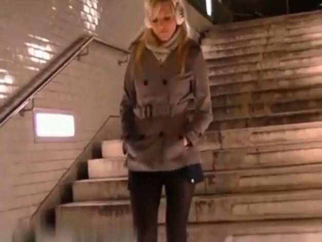 Cute girlfriend bonks in the subway