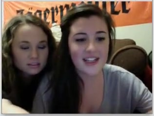 Sexy nubiles show feet on webcam