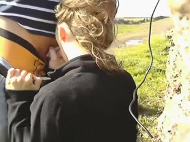 So sexy blonde wife make a risky and impuded public sex fun near a road