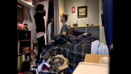 Homemade Amateurs Have Sex in Messy Dorm Room