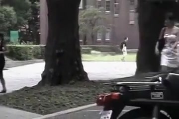 Hidden livecam films beauties mangos in the street.